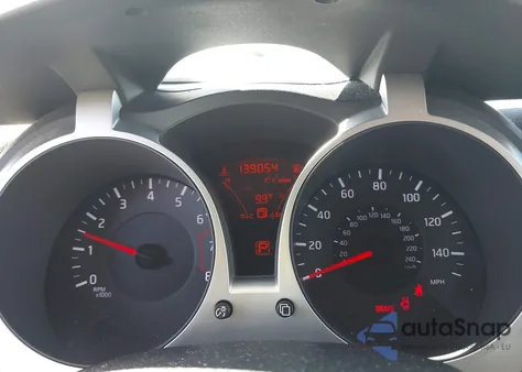 2013 Nissan Juke Sv from USA, damaged, VIN JN8AF5MR8DT214428